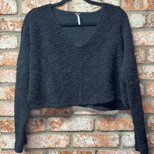 Free People Black Textured V-Neck Cropped Sweater